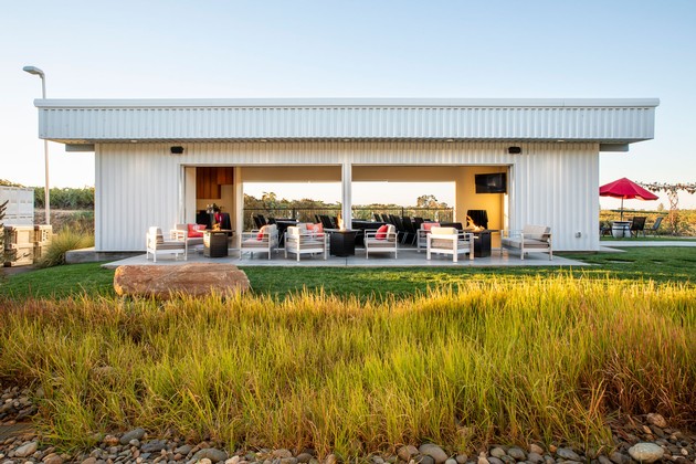 1211014_Andis_Exterior_print-1